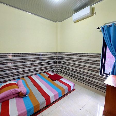 Griya Tugu Jogja Syariah Hotel Yogyakarta Exterior photo